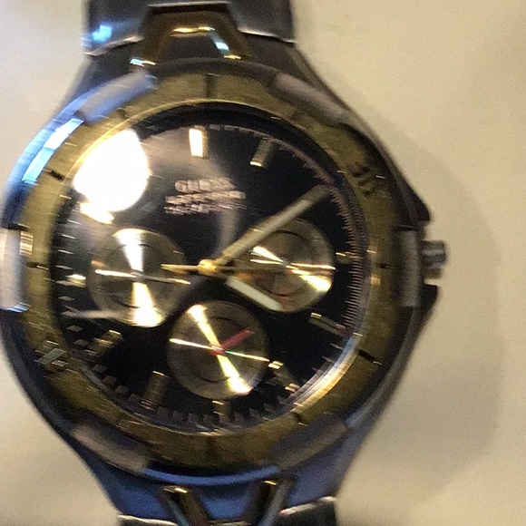 Watch - Picture 2 of 2